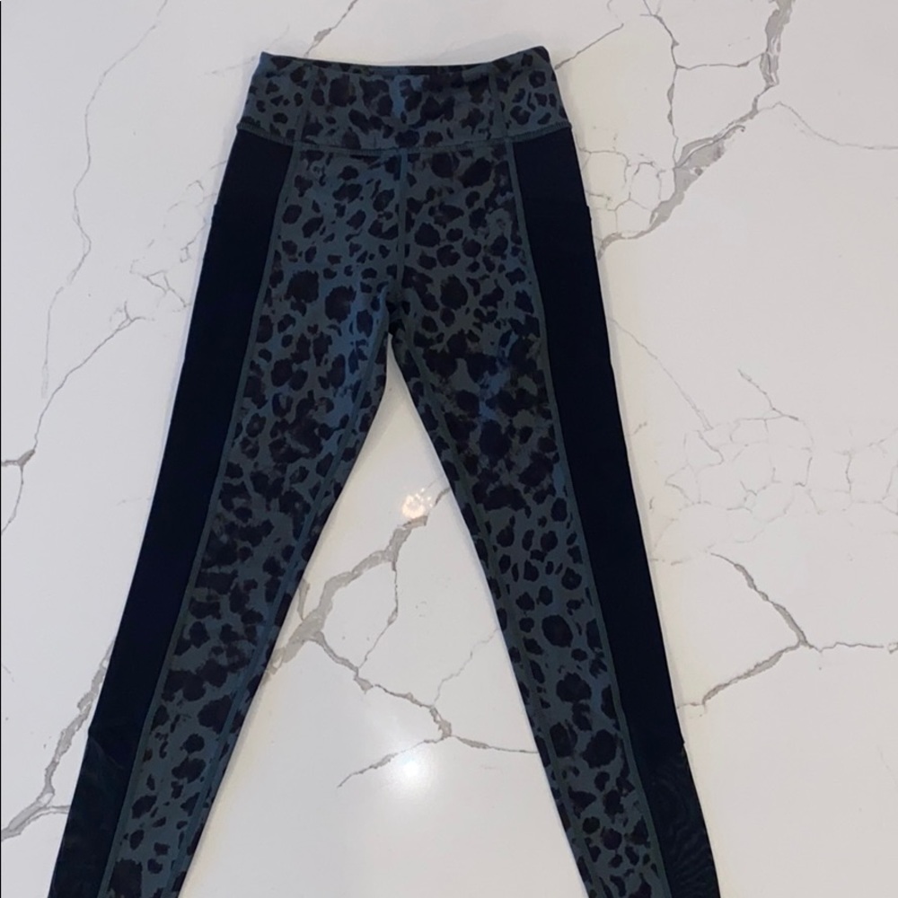 Zella Girl Luminous Pocket Leggings M 8-10